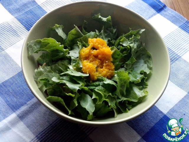Light salad with radish and oranges