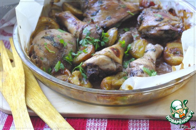 Chicken with plums in honey-wine marinade