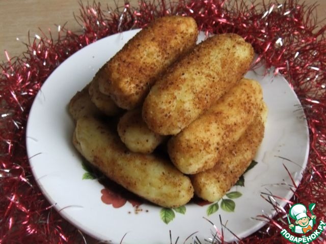 Potato sticks with cheese