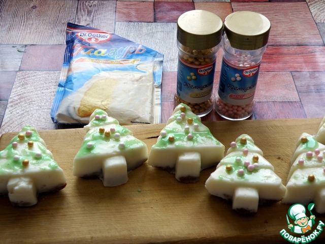 Пирожные с ванильным пудингом «Маленькая елочка»