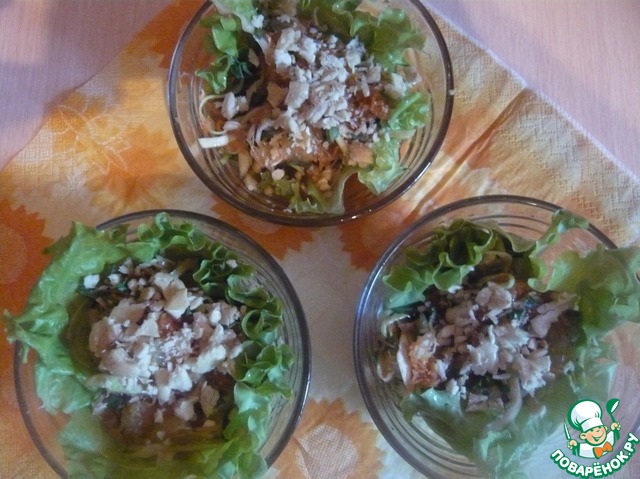 Salad in Asian style