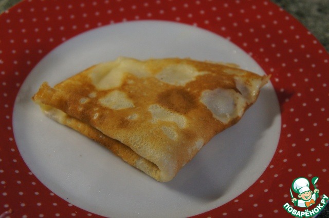 Pancakes with banana filling