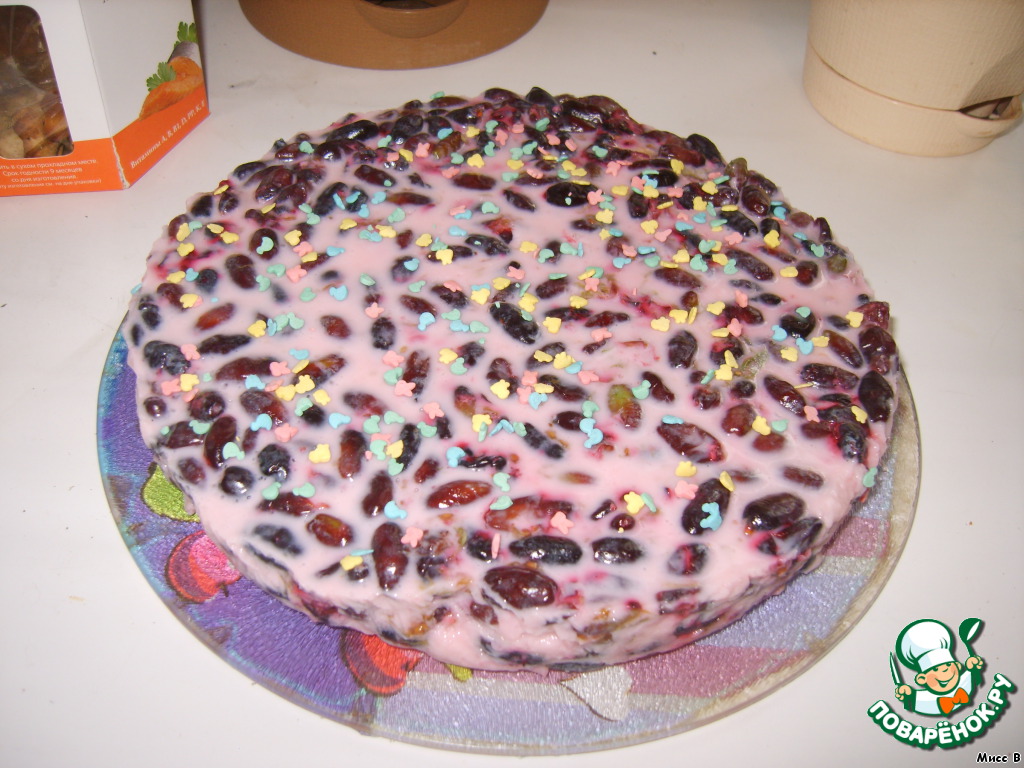 Yogurt cake with honeysuckle