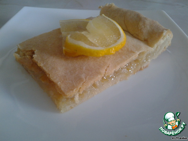 Cake with lemon