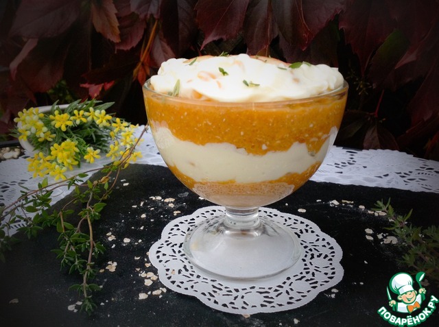 Peach dessert with cream cheese