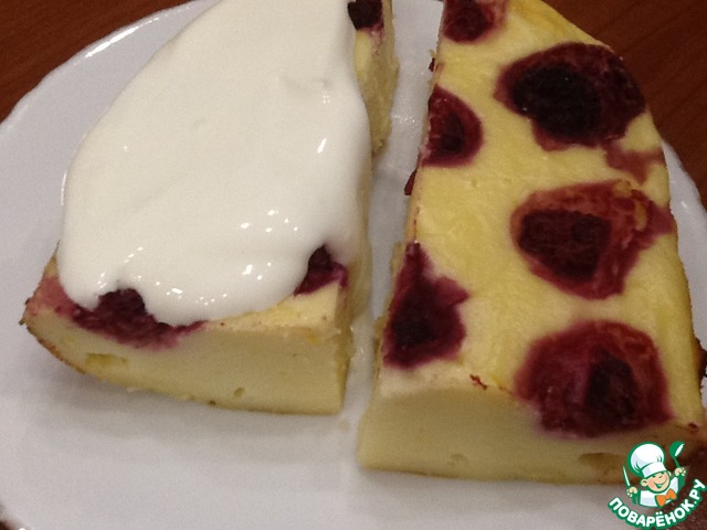 The cheesecake with raspberries