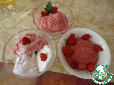 Decoy on the strawberry: cereal, mousse and ice cream... 