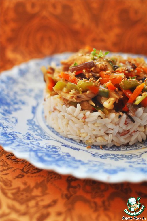 Chicken with vegetables in Chinese