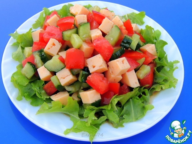 Vegetable salad with cheese and soy sauce