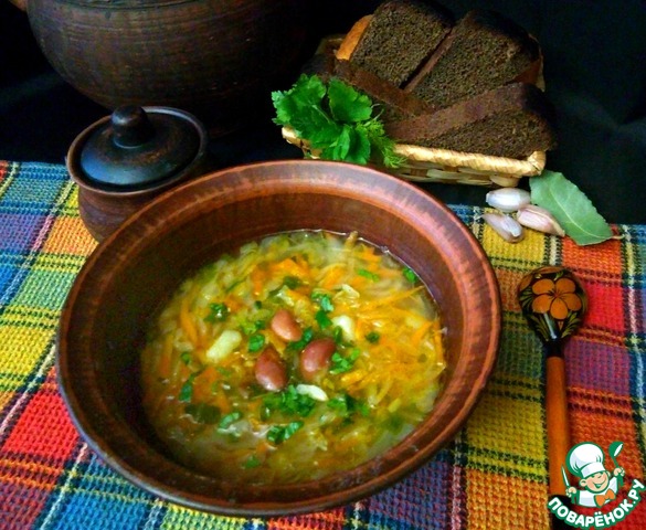 Meatless soup with beans