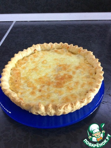 Onion pie with sausage cheese
