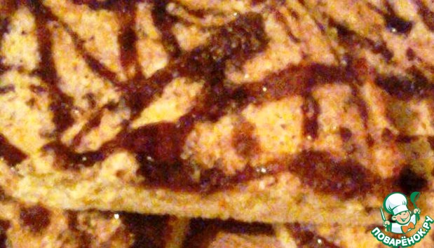 Cake with sugar-walnut filling