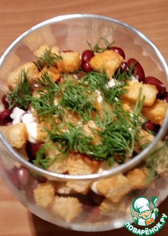 Bean salad with chicken