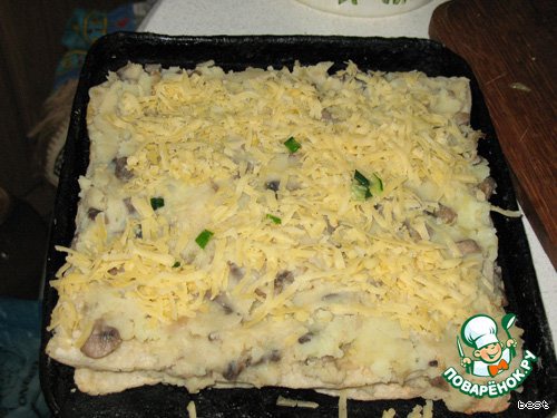 Napoleon with potato and mushroom stuffing