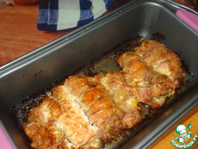 Rolls of chicken with rice and mushroom stuffing