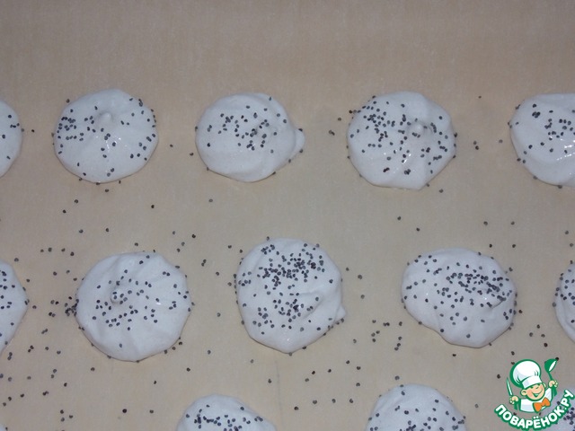 Мини-безе с маком