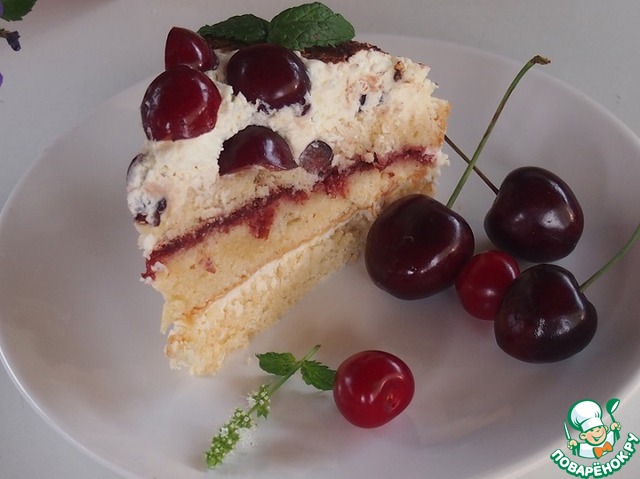 Sponge cake with cherries