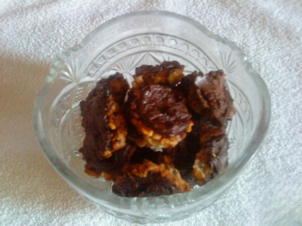 Шоколадное печенье с пряностями