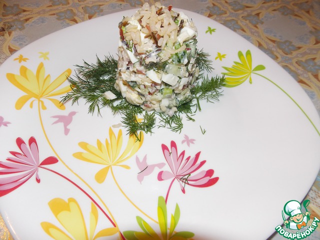Салат из огурца и смеси риса Акватика