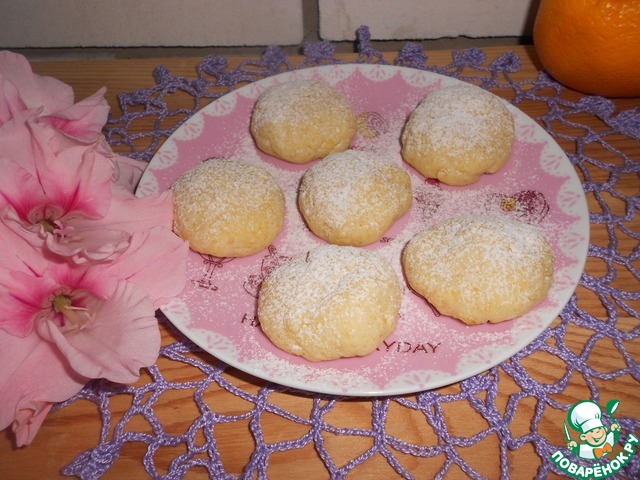 Orange biscuits in a microwave