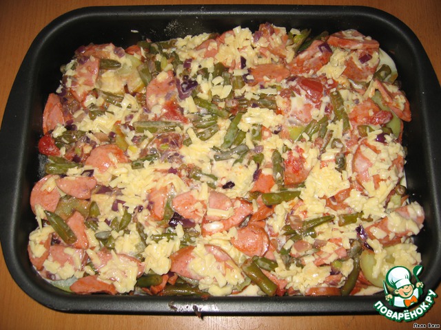 Vegetable casserole with sausages