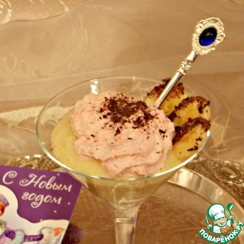Banana dessert with wine cream