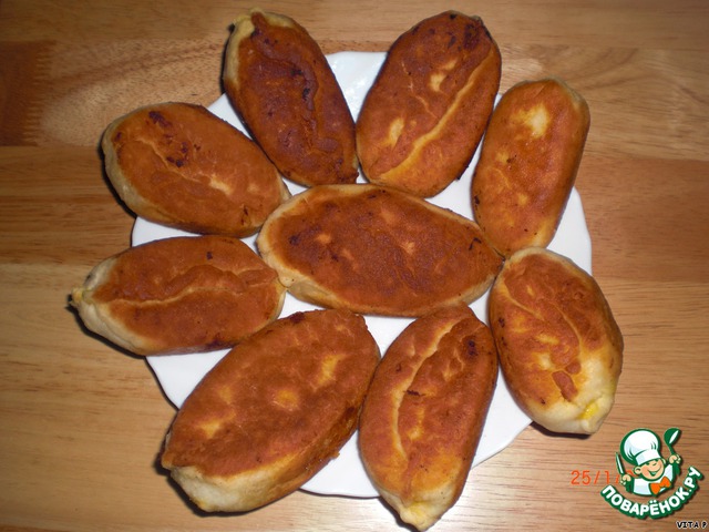Sweet pies with pumpkin