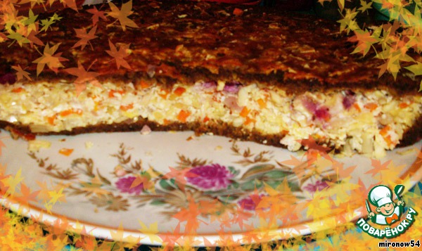 Pie with cabbage and cheese 