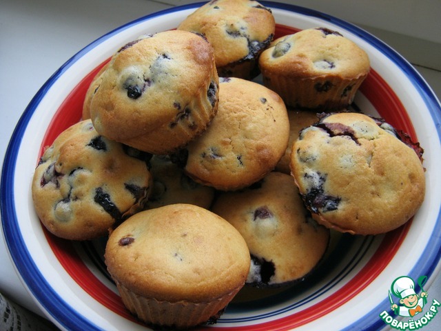 Muffins with blueberries