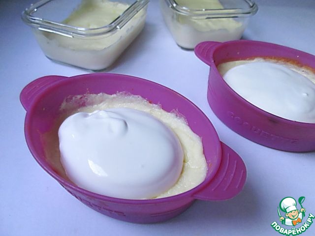 Curd-lemon pudding with meringue