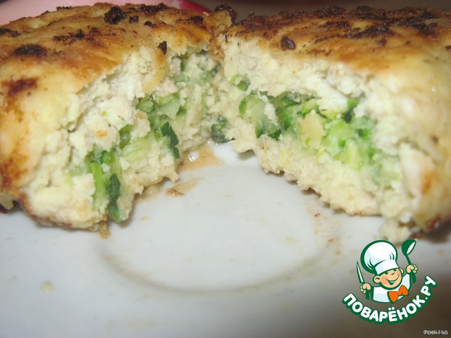 Chicken zrazy with stuffed zucchini