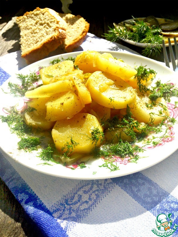 Potatoes stewed with pepper