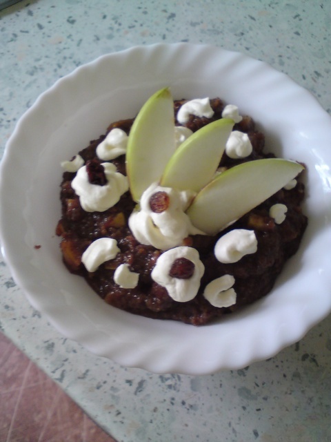 Хлебный суп со взбитыми сливками