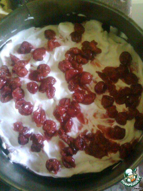 Cake with cherry cheesecake