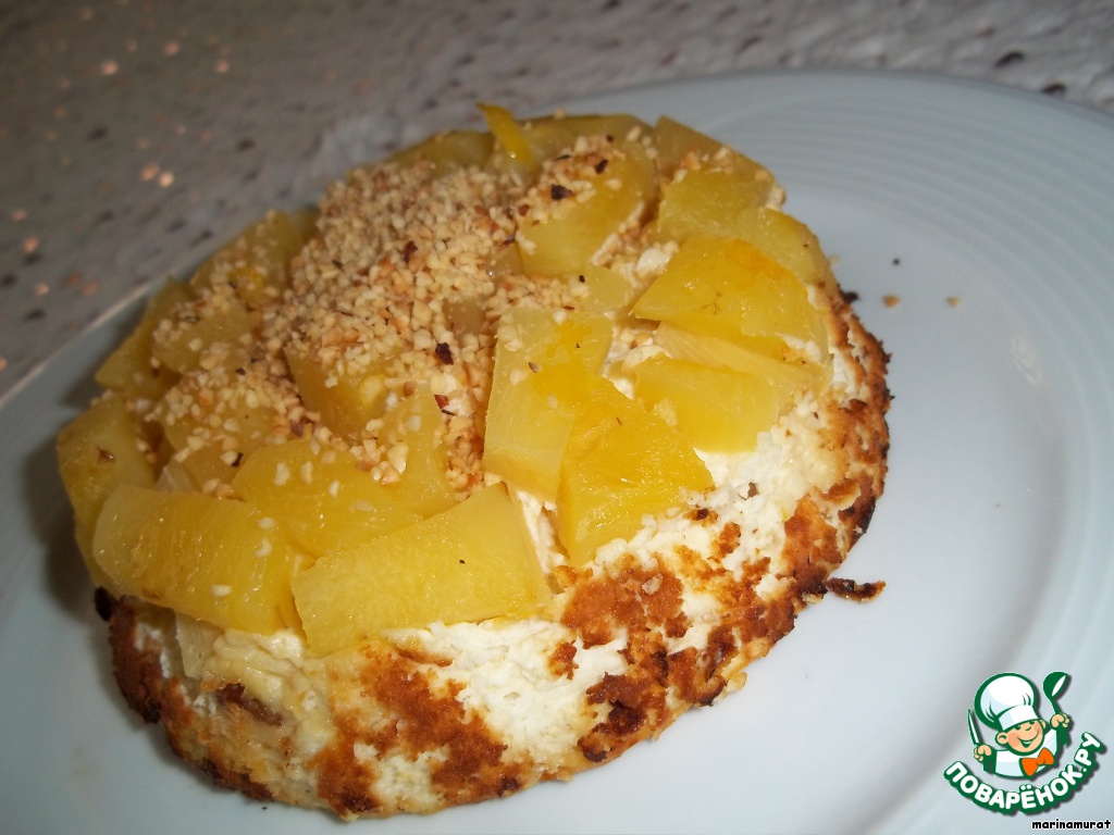 Cottage cheese casserole with pineapple