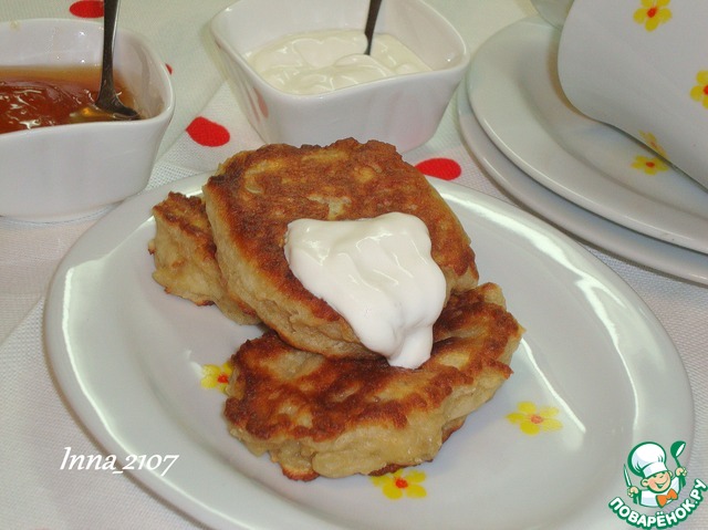 Cottage cheese-Apple pancakes