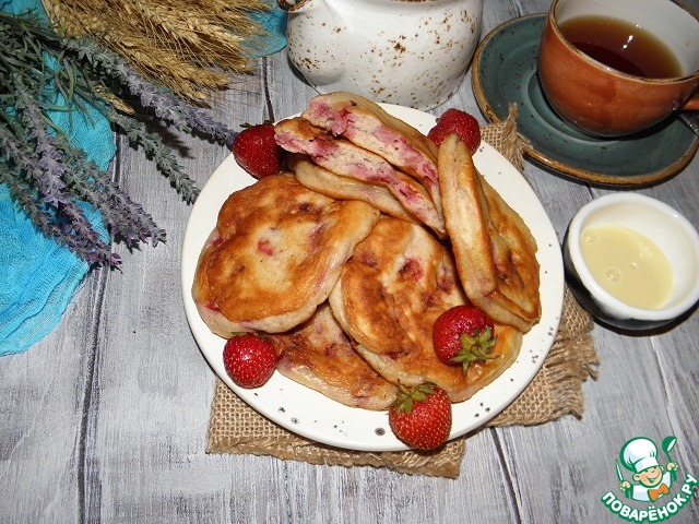 Strawberry pancakes