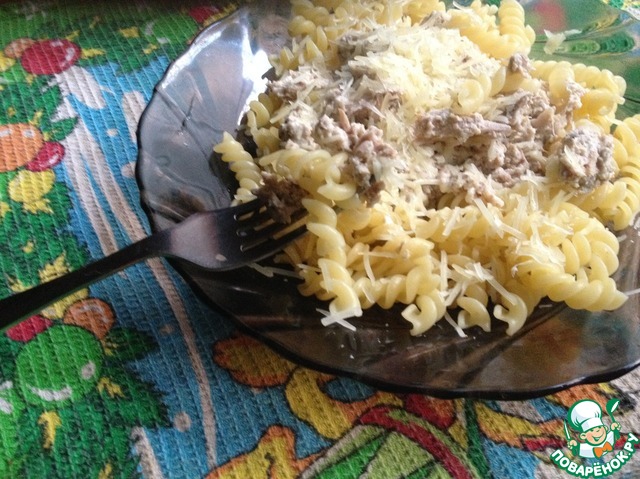 Pasta with tuna