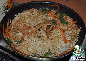 Spaghetti with vegetables