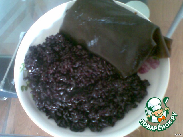 Stuffed Chinese black rice