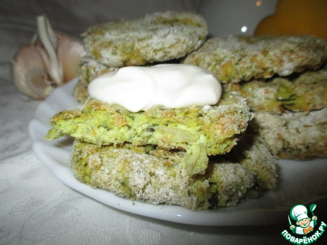 Cheese cakes with Chinese cabbage and spinach