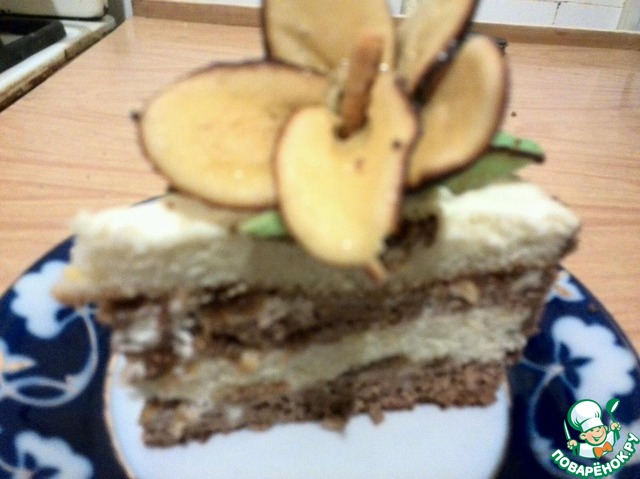 Sponge cake with figs and roses