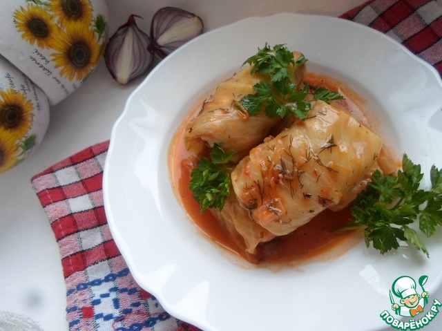 Cabbage rolls with buckwheat and cheese