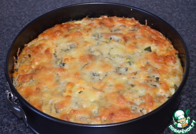 Casserole with arugula and zucchini