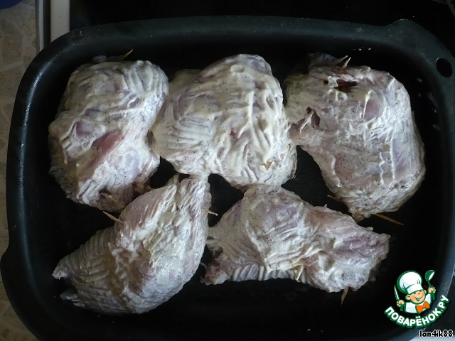 Chicken legs stuffed with rice