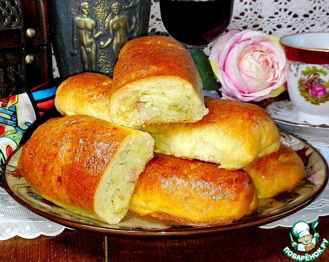 Пирожки с ветчиной и рисом