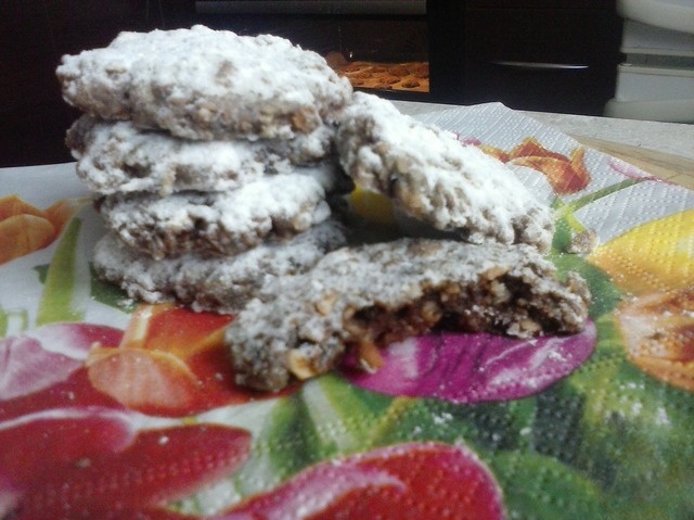 Oatmeal-chocolate chip cookies