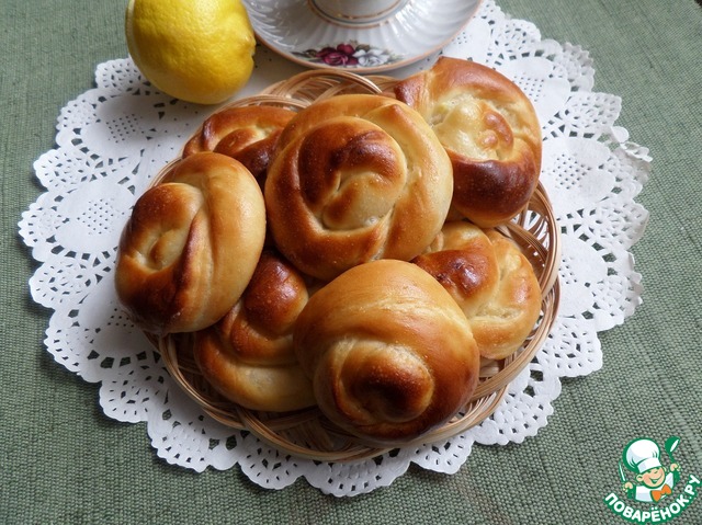 Йогуртовые булочки с лимонной начинкой