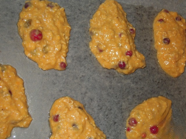 Тыквенно-овсяное печенье с клюквой