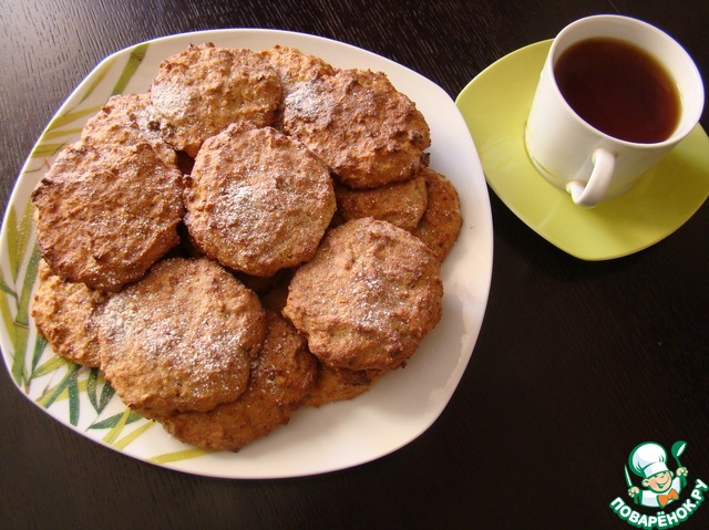 Cookies with persimmons and walnuts